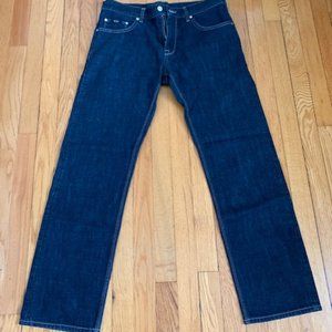 NWOT HUGO BOSS MAINE REGULAR FIT JEANS 34/32
